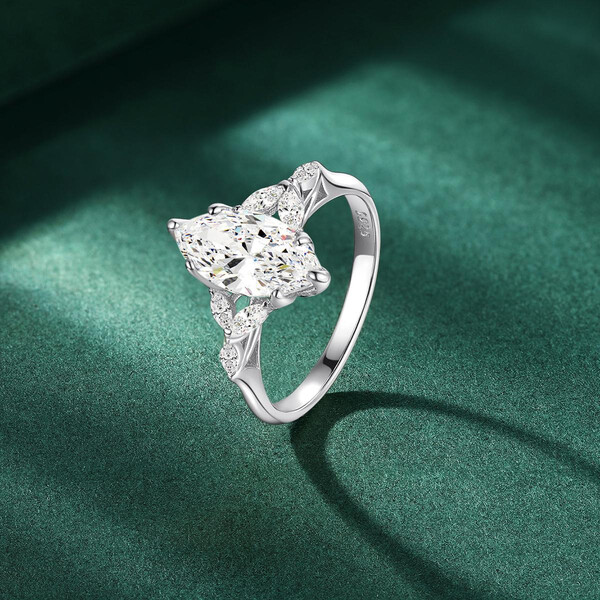 Damenring aus 925/- Sterlingsilber mit Zirkonia GH-R002