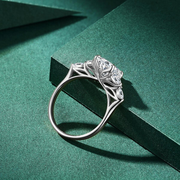 Damenring aus 925/- Sterlingsilber mit Zirkonia GH-R004