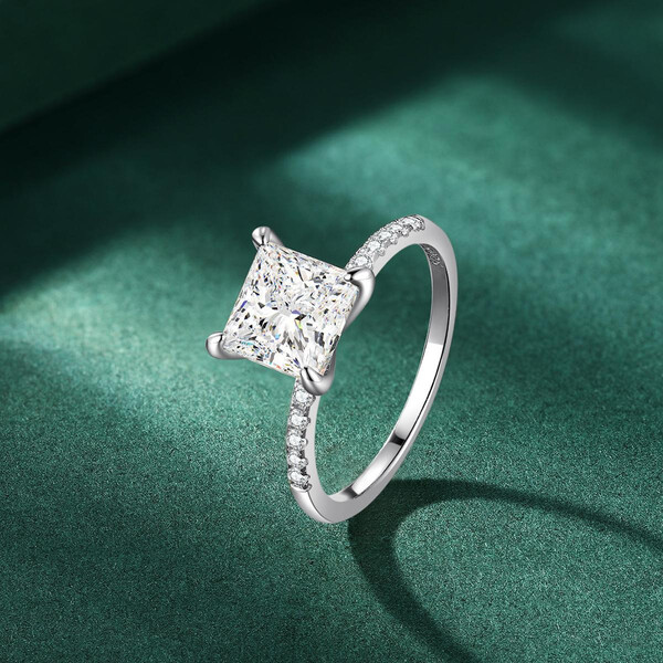 Damenring aus 925/- Sterlingsilber mit Zirkonia GH-R009