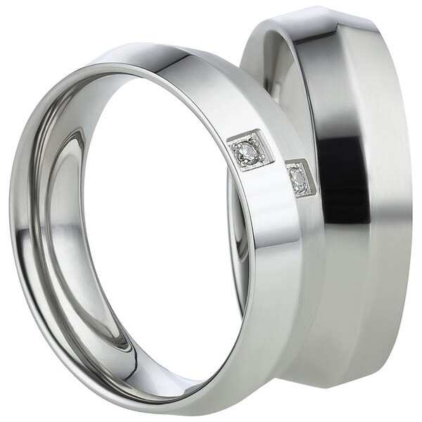Trauringe aus Titan mit Zirkonia