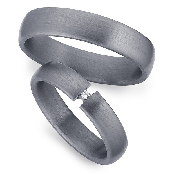Trauringe aus Tantal mit Diamant