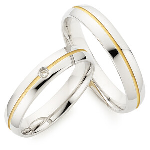 Trauringe aus Silber mit Diamant